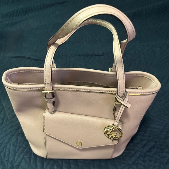 Michael Kors Tote - Picture 1 of 7